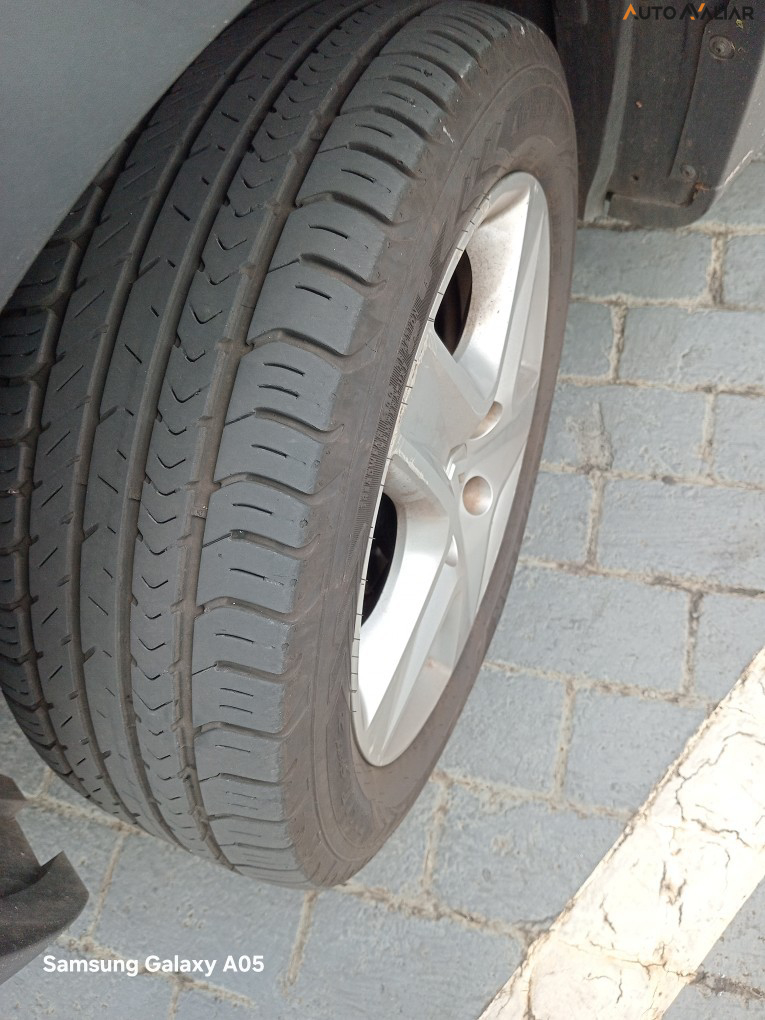 RENAULT SANDERO 1.6 16V SCE FLEX STEPWAY EXPRESSION MANUAL