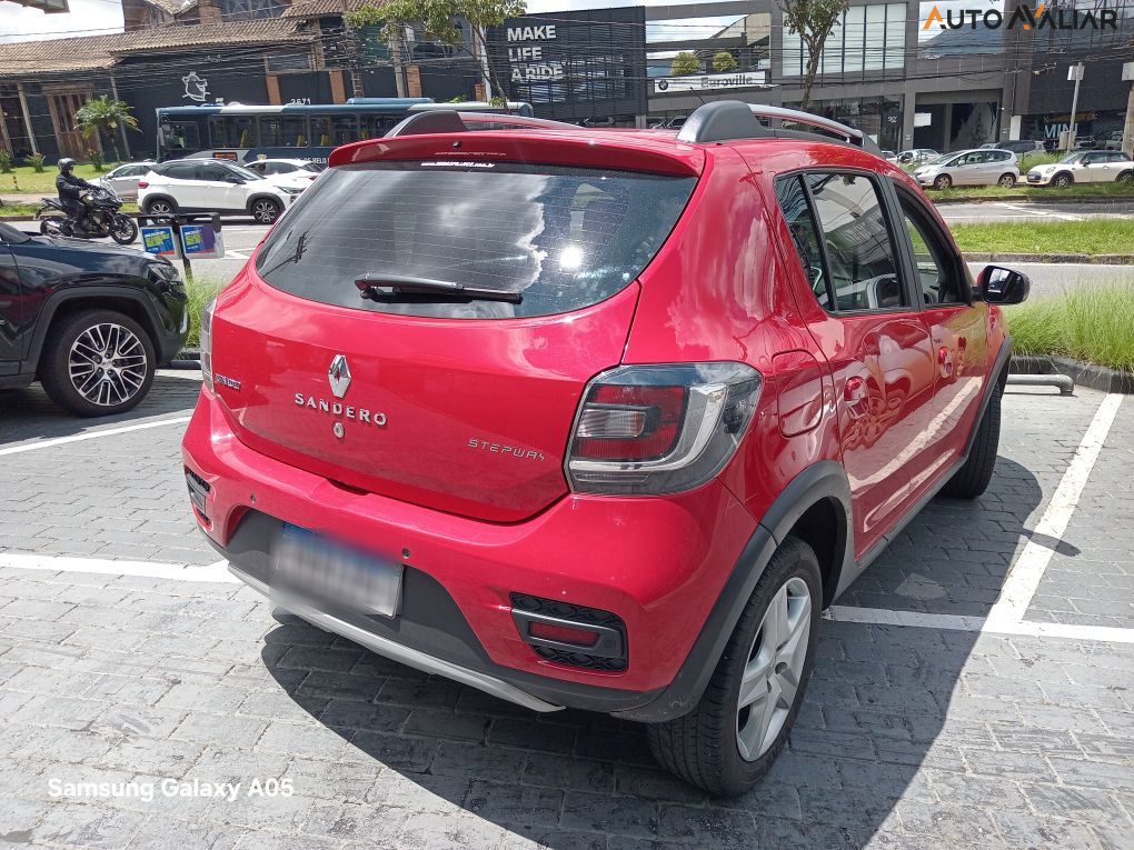 RENAULT SANDERO 1.6 16V SCE FLEX STEPWAY EXPRESSION MANUAL