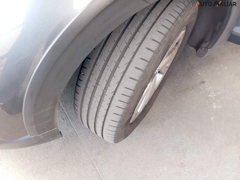 VOLKSWAGEN NIVUS 1.0 200 TSI TOTAL FLEX COMFORTLINE AUTOM&Aacute;TICO