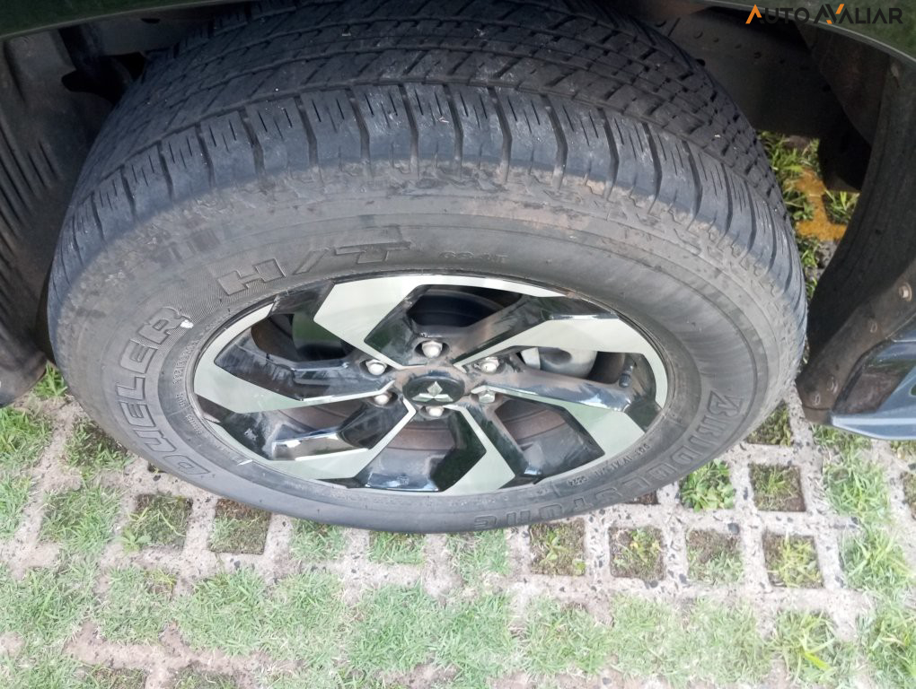 MITSUBISHI PAJERO SPORT 2.4 16V MIVEC TURBO DIESEL HPE-S AWD AUTOMATICO