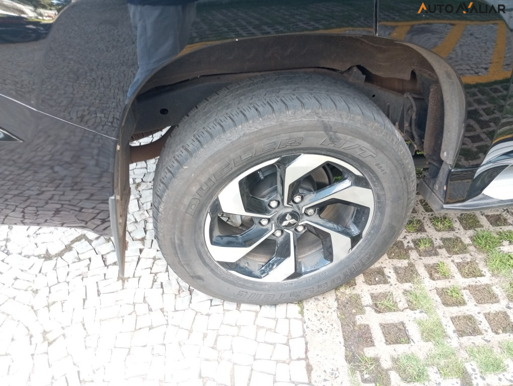 MITSUBISHI PAJERO SPORT 2.4 16V MIVEC TURBO DIESEL HPE-S AWD AUTOMATICO