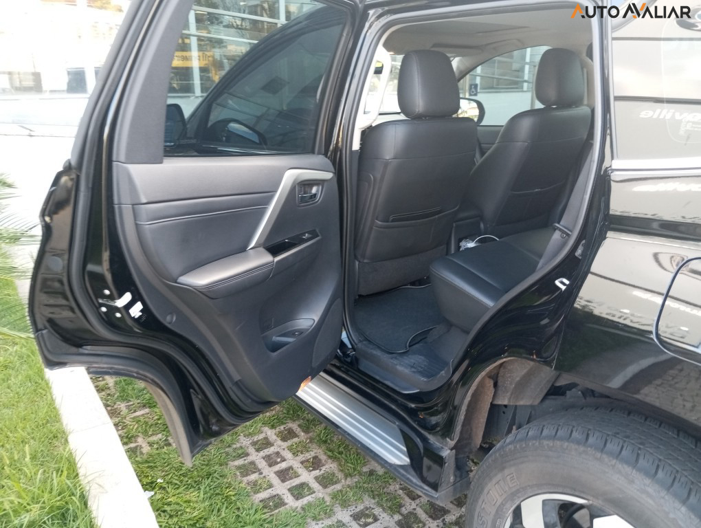 MITSUBISHI PAJERO SPORT 2.4 16V MIVEC TURBO DIESEL HPE-S AWD AUTOMATICO