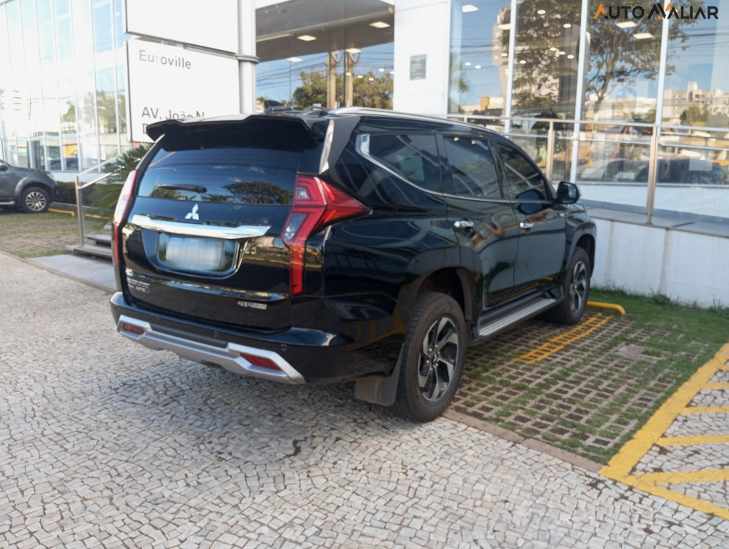 MITSUBISHI PAJERO SPORT 2.4 16V MIVEC TURBO DIESEL HPE-S AWD AUTOMATICO