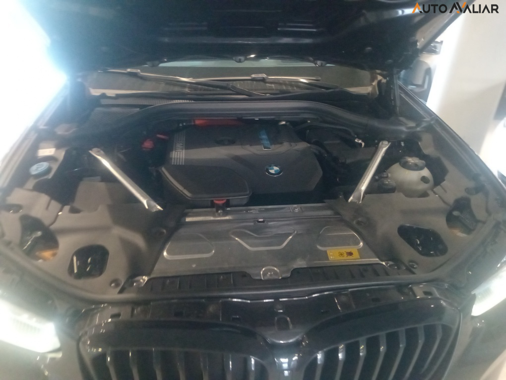 BMW X3 2.0 16V H&Iacute;BRIDO M SPORT XDRIVE30E STEPTRONIC