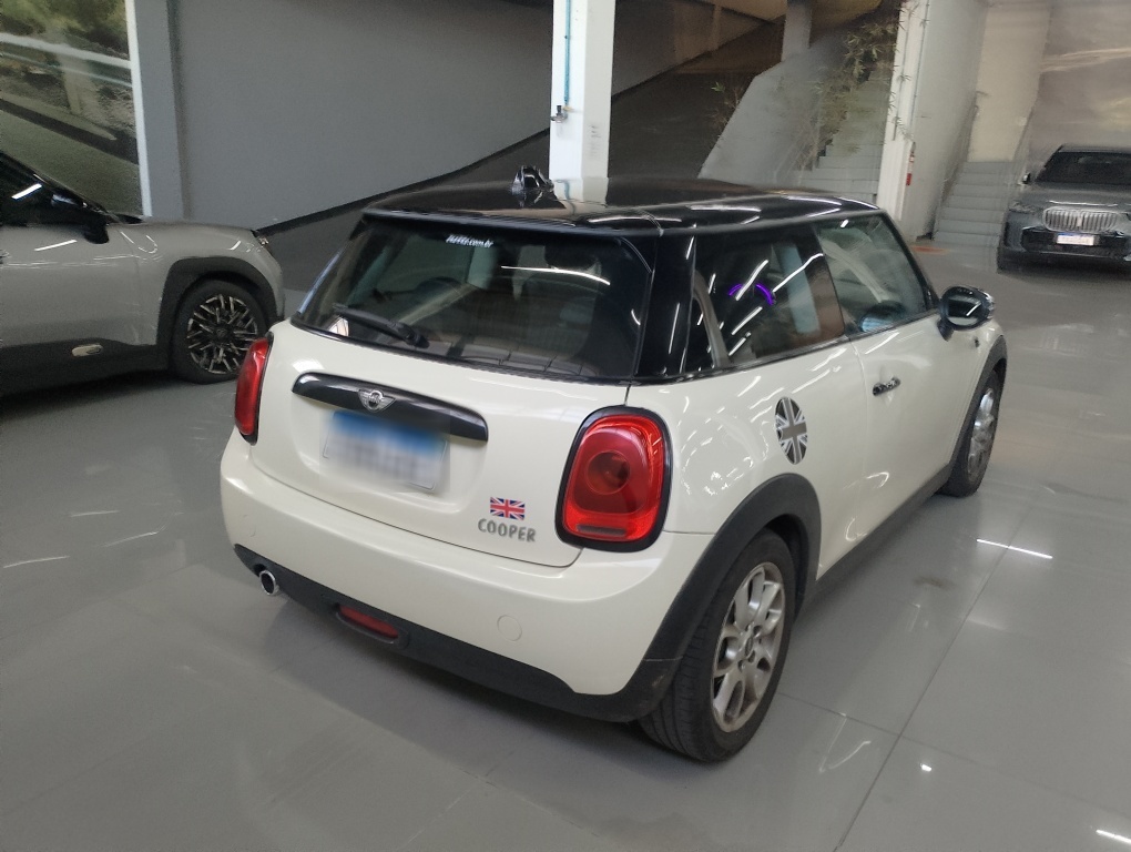 MINI COOPER 1.5 12V TURBO GASOLINA 2P AUTOMATICO