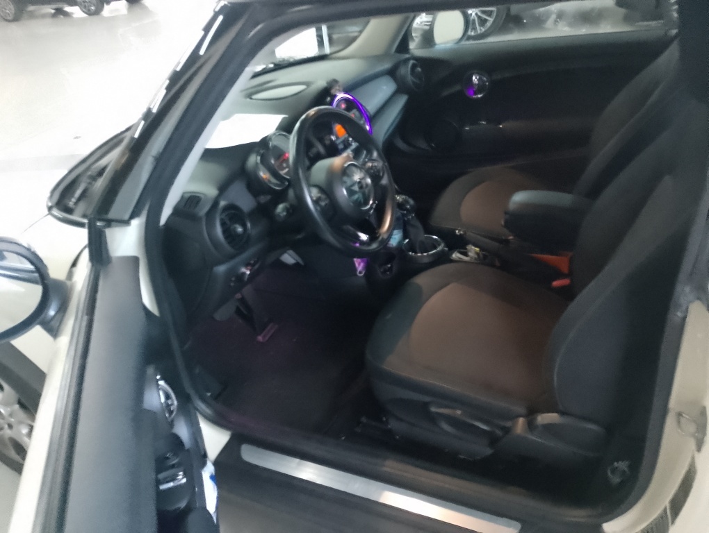 MINI COOPER 1.5 12V TURBO GASOLINA 2P AUTOMATICO