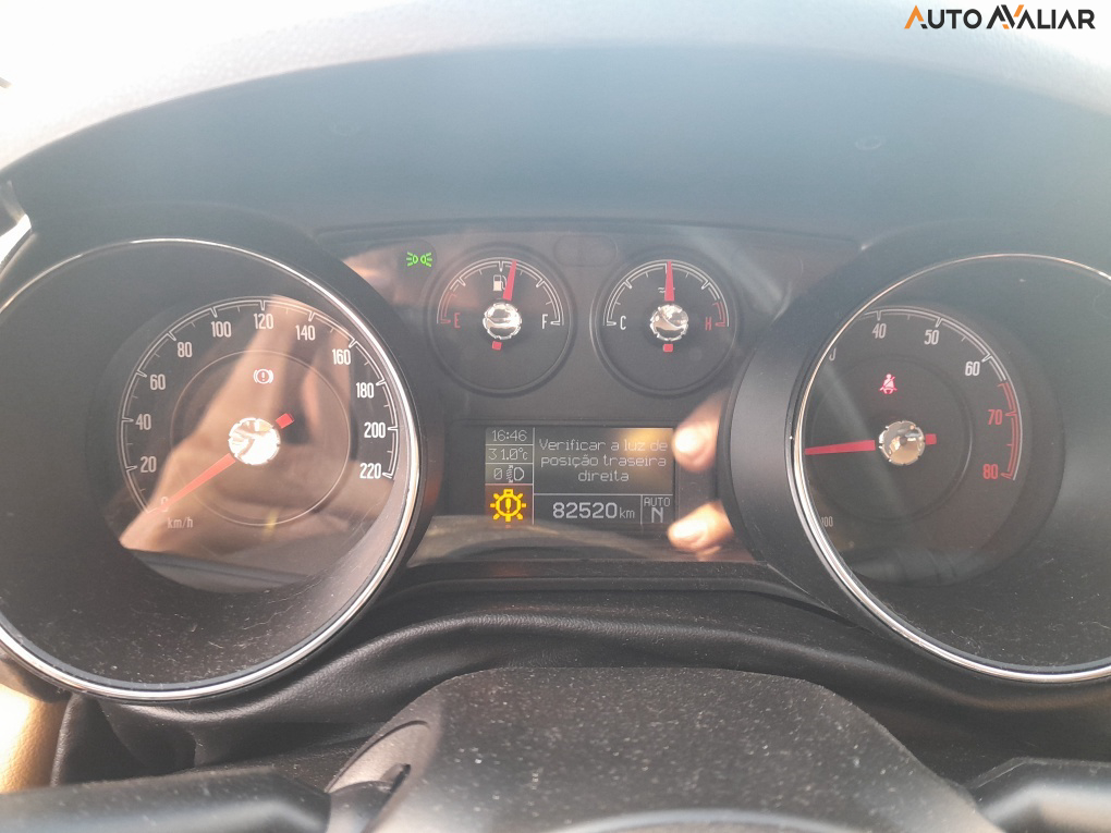 FIAT LINEA 1.8 ABSOLUTE 16V FLEX 4P AUTOMATIZADO