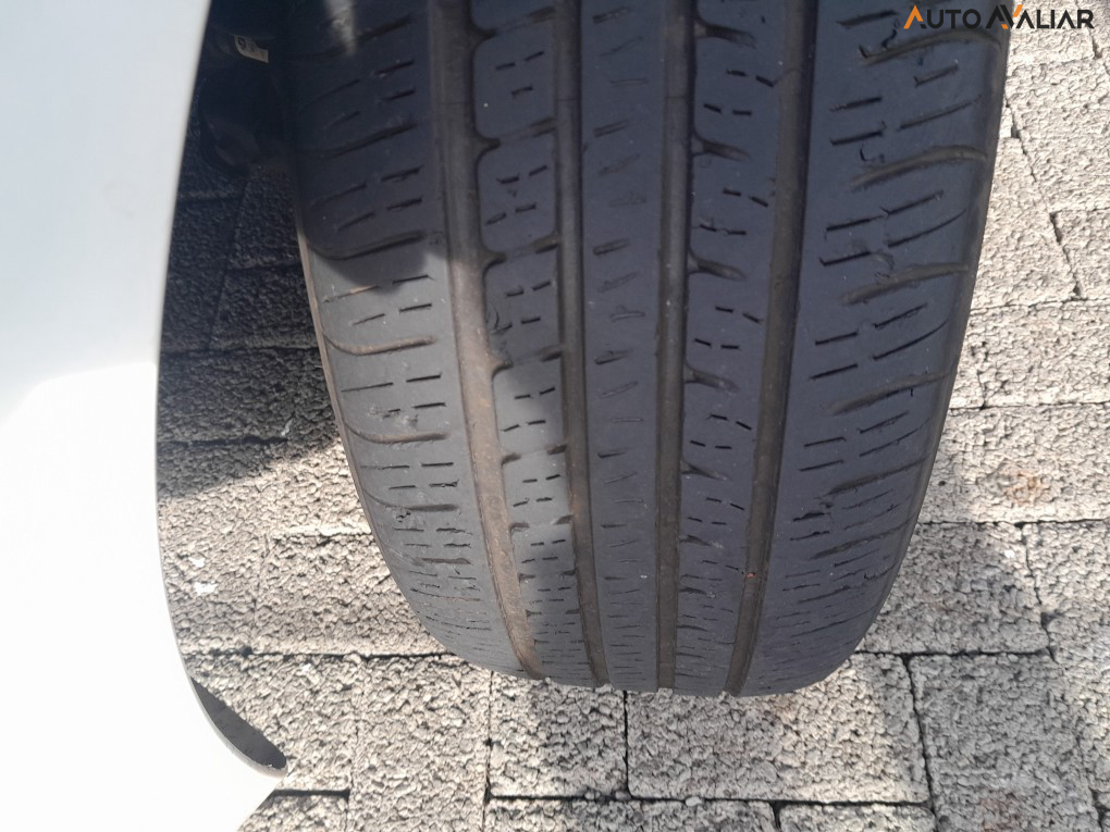 FIAT LINEA 1.8 ABSOLUTE 16V FLEX 4P AUTOMATIZADO