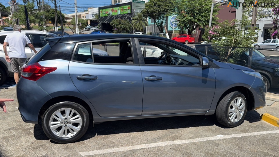 TOYOTA YARIS 1.3 16V FLEX XL AUTOM&Aacute;TICO