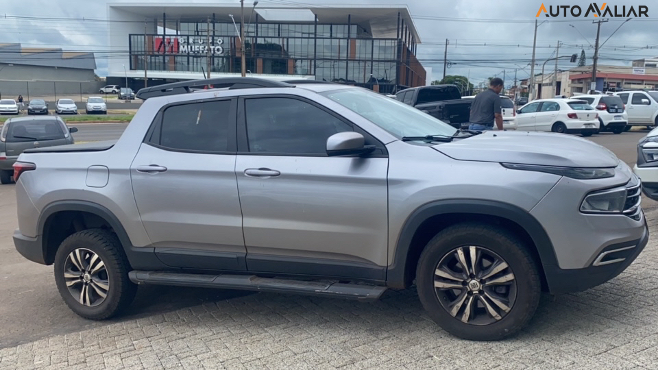 FIAT TORO 1.3 TURBO 270 FLEX FREEDOM AT6