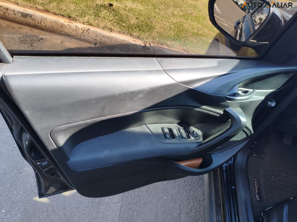 FIAT ARGO 1.3 FIREFLY FLEX TREKKING MANUAL