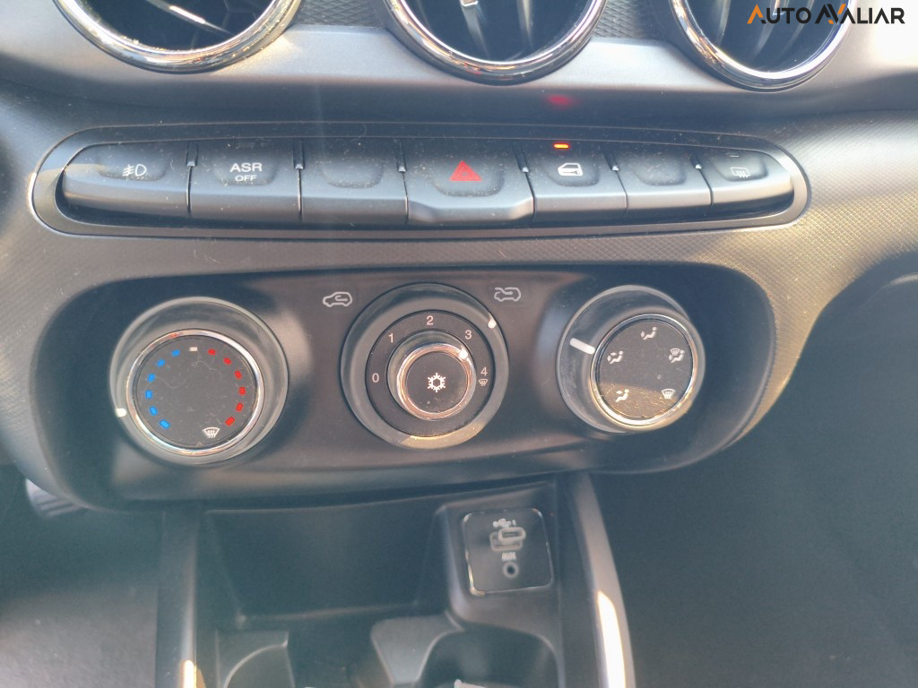 FIAT ARGO 1.3 FIREFLY FLEX TREKKING MANUAL