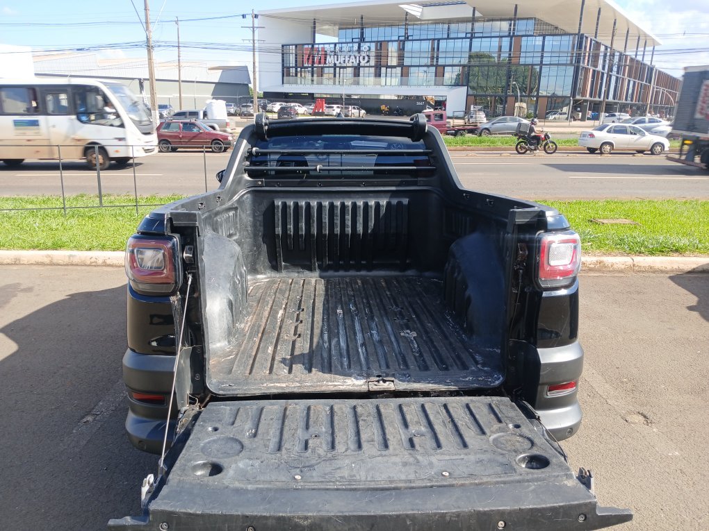 FIAT STRADA 1.3 FIREFLY FLEX FREEDOM CS MANUAL