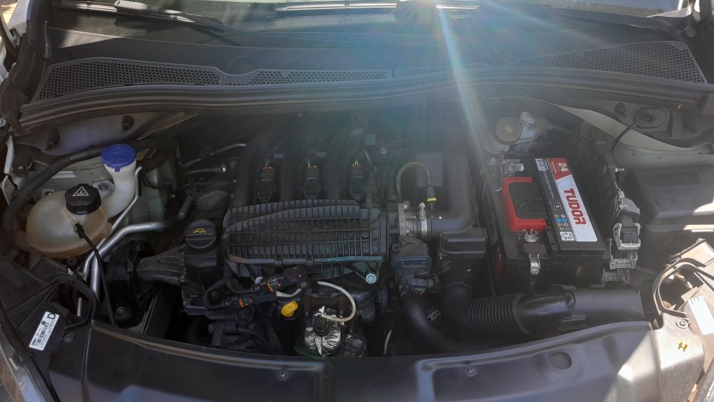 PEUGEOT 208 1.2 ACTIVE 12V FLEX 4P MANUAL