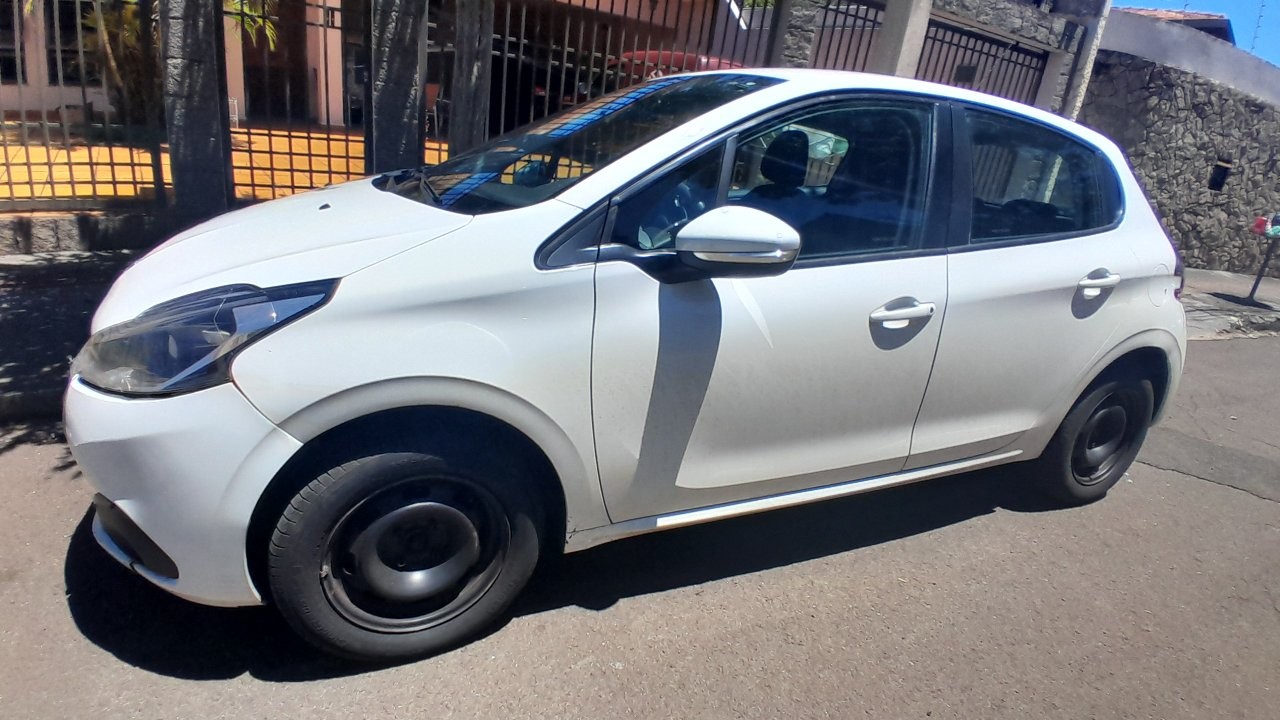 PEUGEOT 208 1.2 ACTIVE 12V FLEX 4P MANUAL