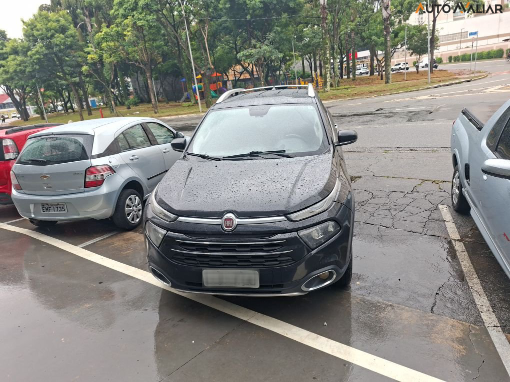 FIAT TORO 2.0 16V TURBO DIESEL VOLCANO 4WD AT9