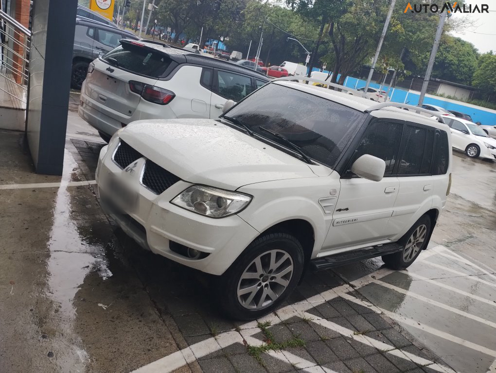 MITSUBISHI PAJERO TR4 2.0 4X4 16V 140CV FLEX 4P AUTOMATICO