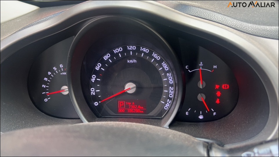 KIA SPORTAGE 2.0 LX 4X2 16V FLEX 4P AUTOMATICO