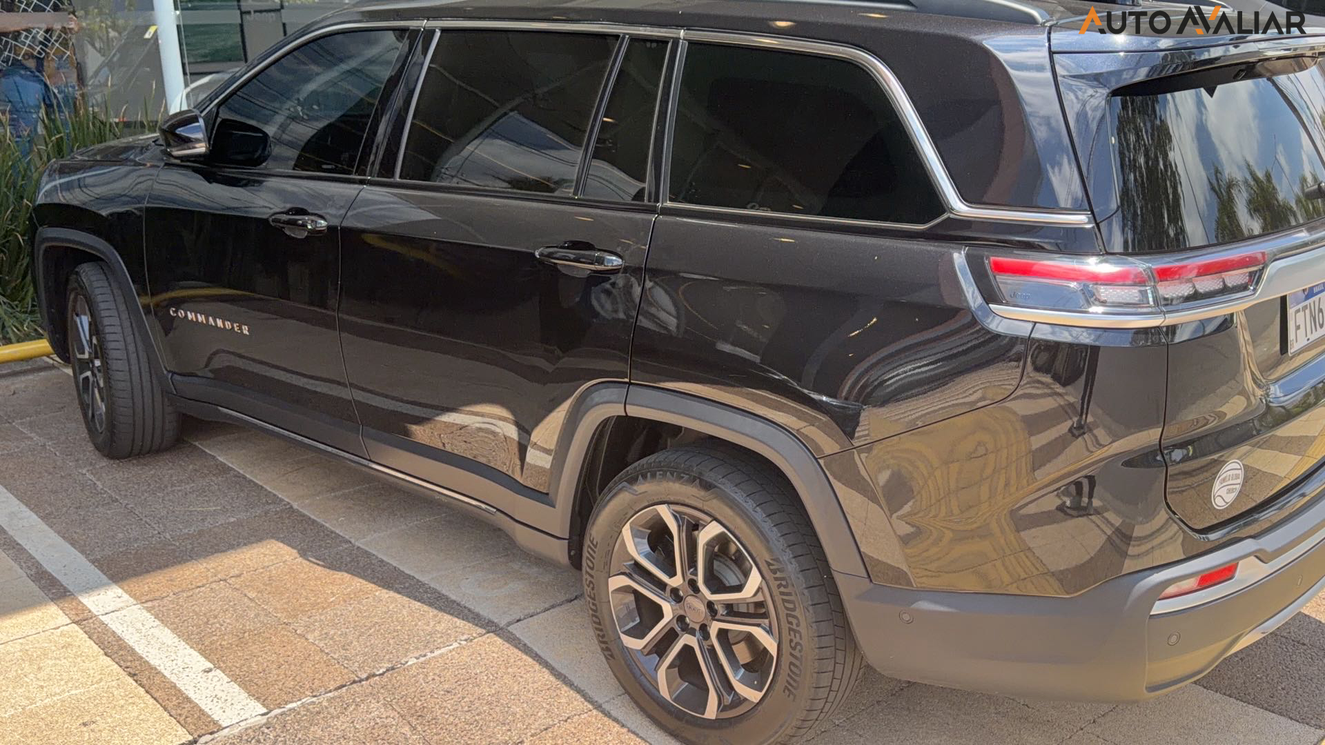 JEEP COMMANDER 1.3 T270 TURBO FLEX LIMITED AT6