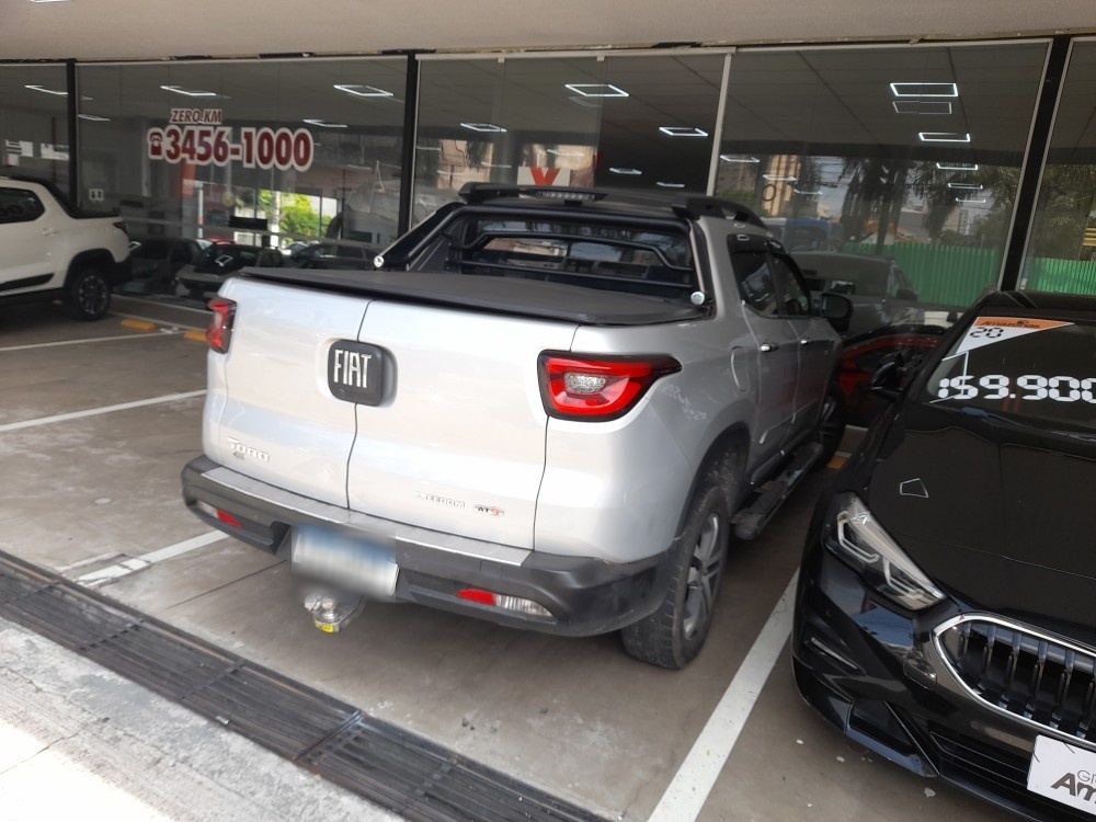 FIAT TORO 2.4 16V MULTIAIR FLEX FREEDOM AT9