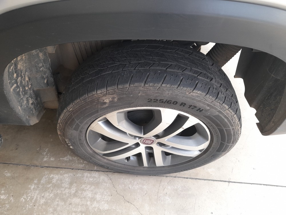 FIAT TORO 2.4 16V MULTIAIR FLEX FREEDOM AT9