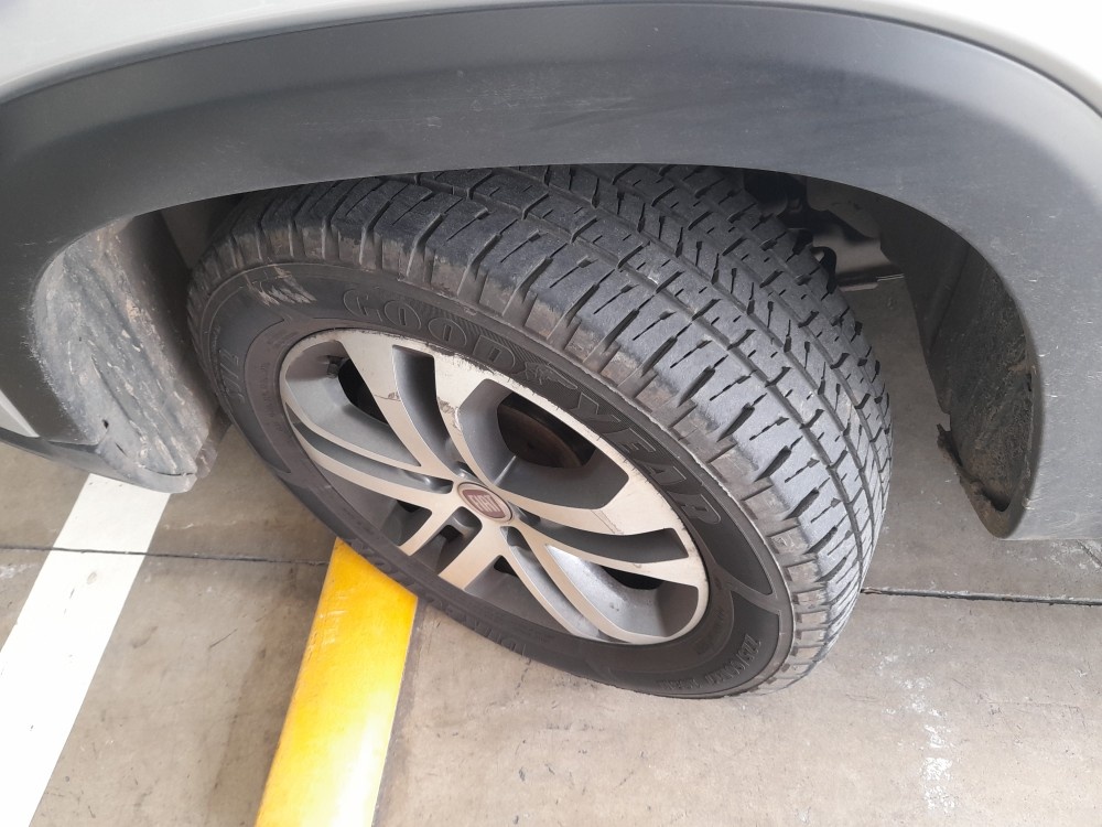 FIAT TORO 2.4 16V MULTIAIR FLEX FREEDOM AT9