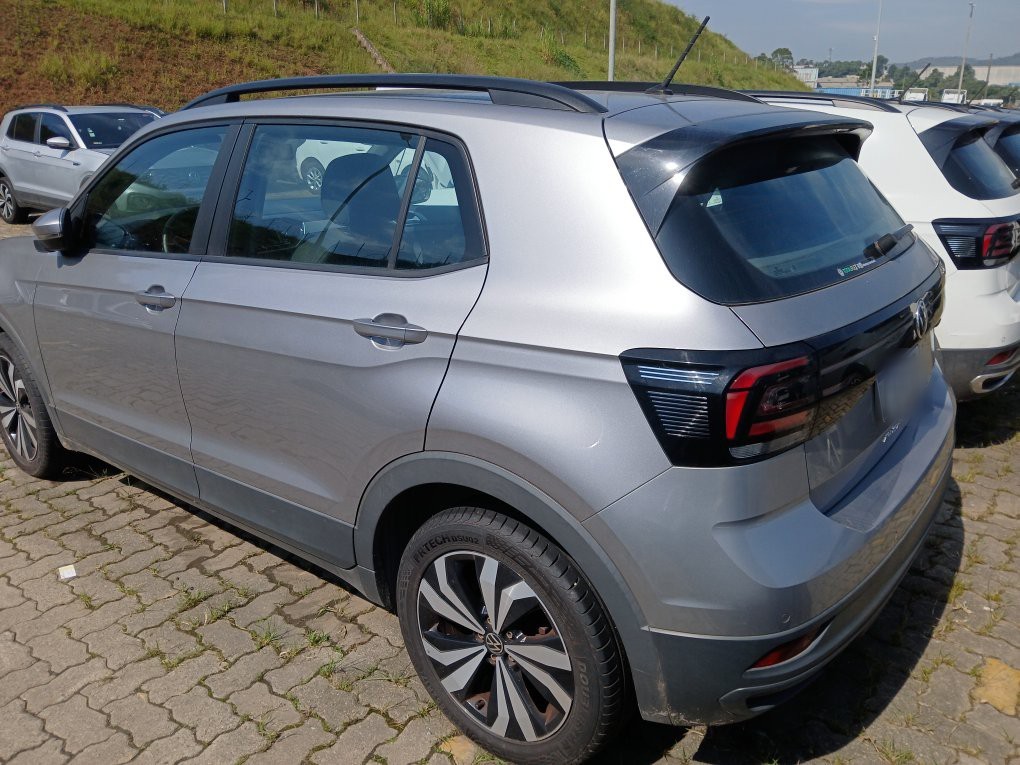 VOLKSWAGEN T-CROSS 1.0 200 TSI TOTAL FLEX AUTOM&Aacute;TICO