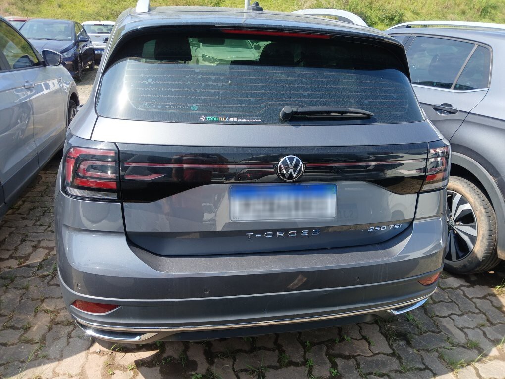 VOLKSWAGEN T-CROSS 1.4 250 TSI TOTAL FLEX HIGHLINE AUTOM&Aacute;TICO