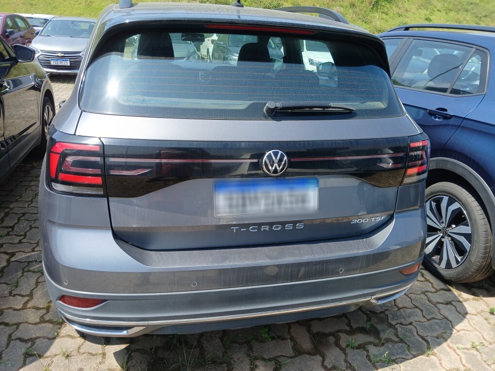 VOLKSWAGEN T-CROSS 1.0 200 TSI TOTAL FLEX COMFORTLINE AUTOM&Aacute;TICO