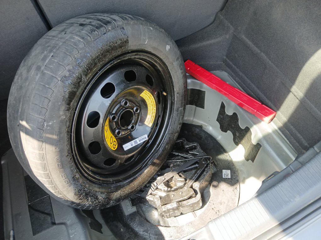 VOLKSWAGEN T-CROSS 1.0 200 TSI TOTAL FLEX COMFORTLINE AUTOM&Aacute;TICO