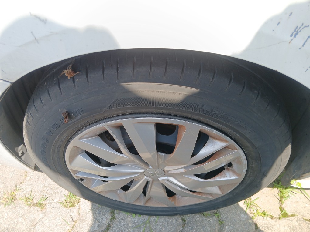 PEUGEOT 208 1.0 FIREFLY FLEX LIKE MANUAL