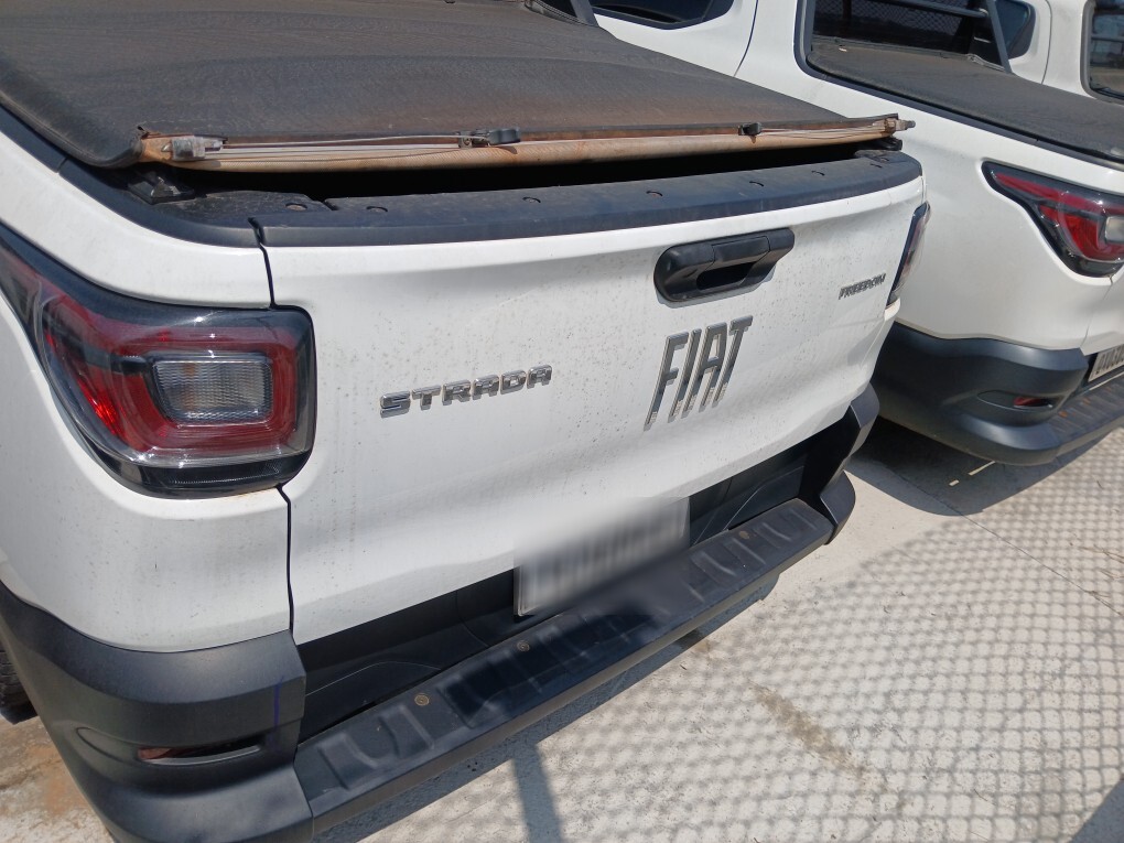 FIAT STRADA FREEDOM 1.3 FLEX 8V CD