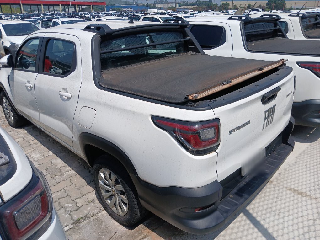 FIAT STRADA FREEDOM 1.3 FLEX 8V CD