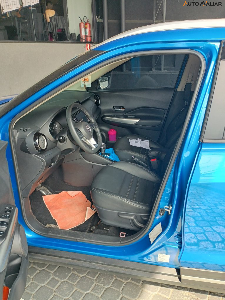 NISSAN KICKS 1.6 EXCLUSIVE 16V FLEX AUT.