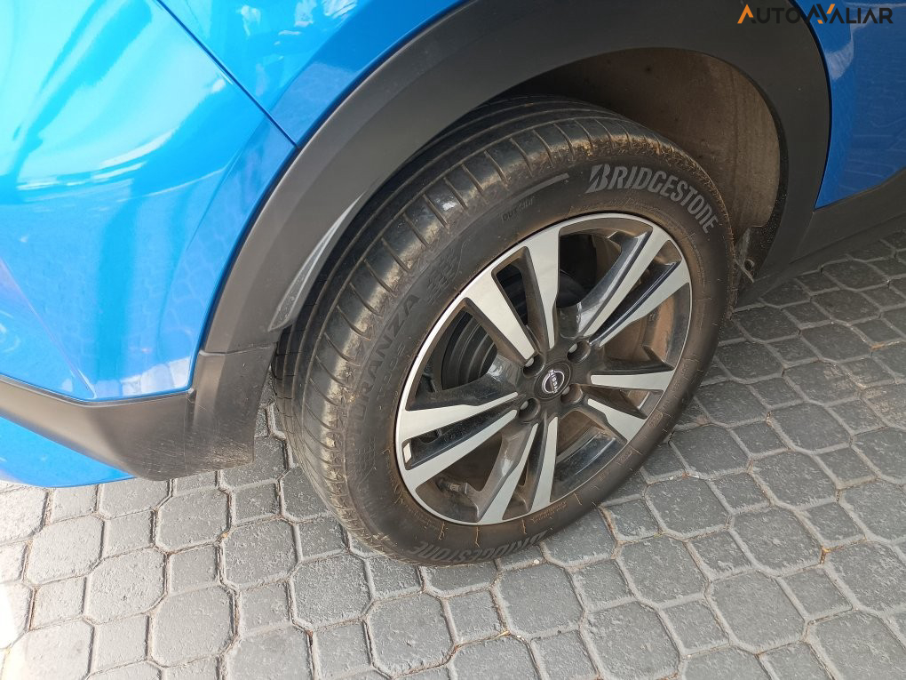 NISSAN KICKS 1.6 EXCLUSIVE 16V FLEX AUT.