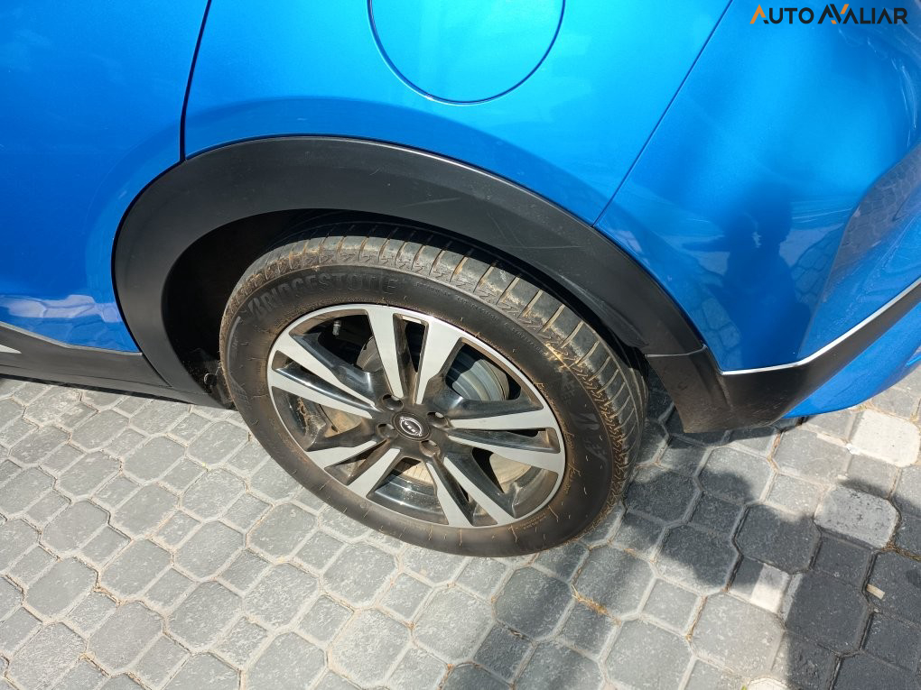 NISSAN KICKS 1.6 EXCLUSIVE 16V FLEX AUT.