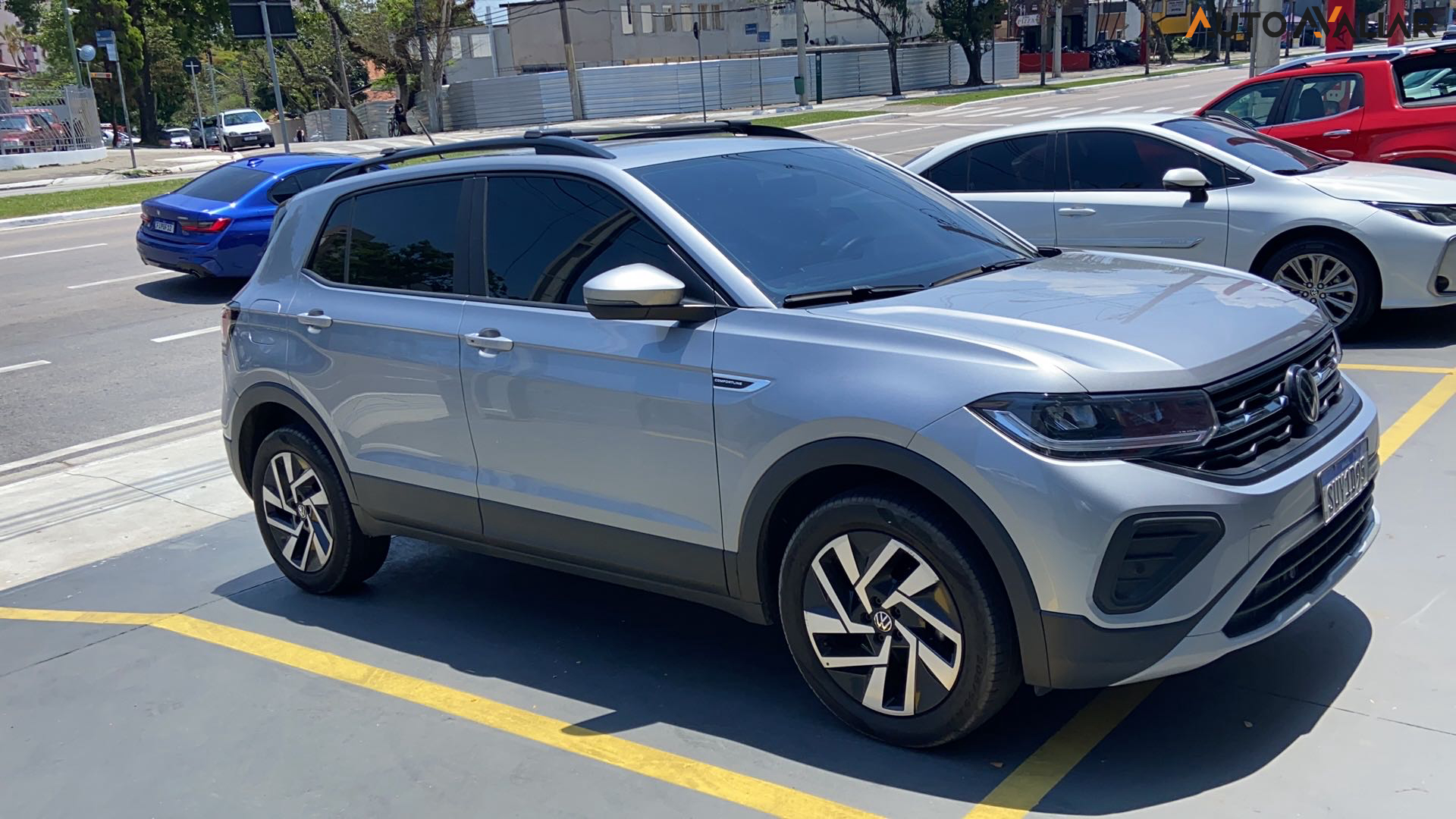 VOLKSWAGEN T-CROSS 1.0 200 TSI TOTAL FLEX COMFORTLINE AUTOM&Aacute;TICO