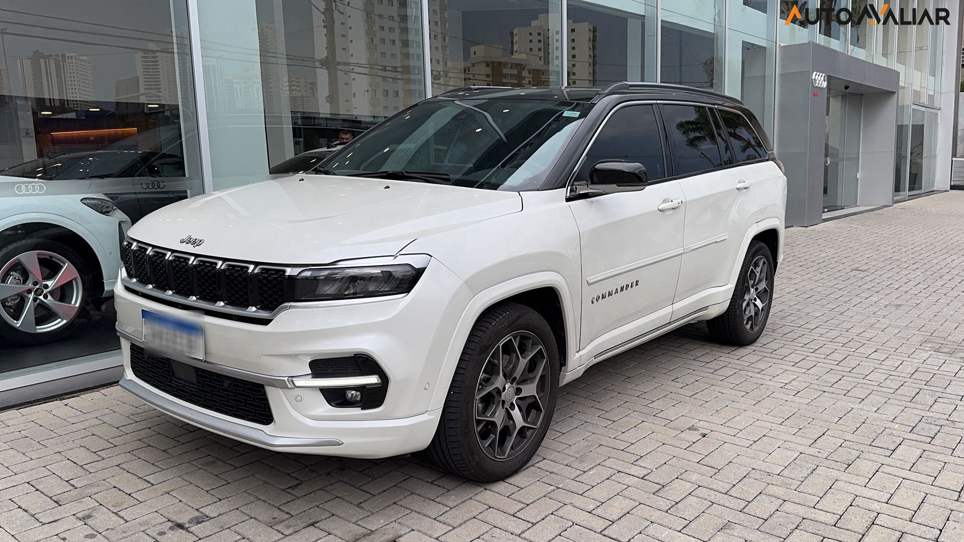 JEEP COMMANDER 1.3 T270 TURBO FLEX OVERLAND AT6