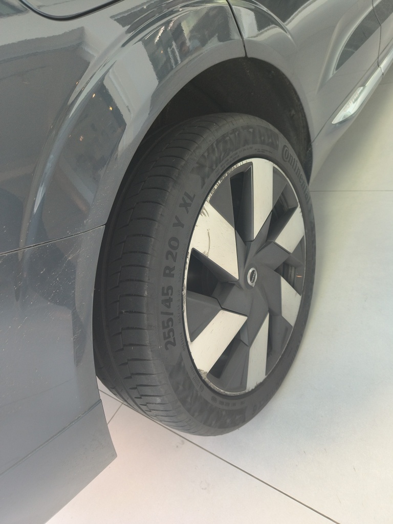 VOLVO XC60 2.0 T8 RECHARGE ULTIMATE AWD GEARTRONIC