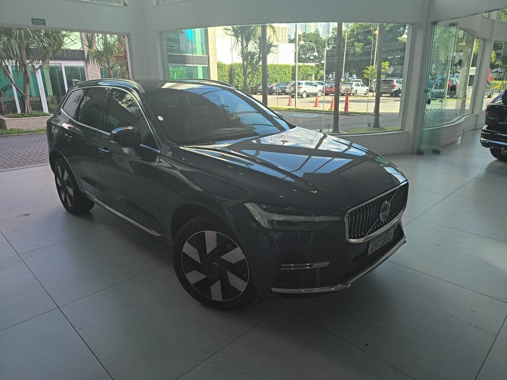 VOLVO XC60 2.0 T8 RECHARGE ULTIMATE AWD GEARTRONIC