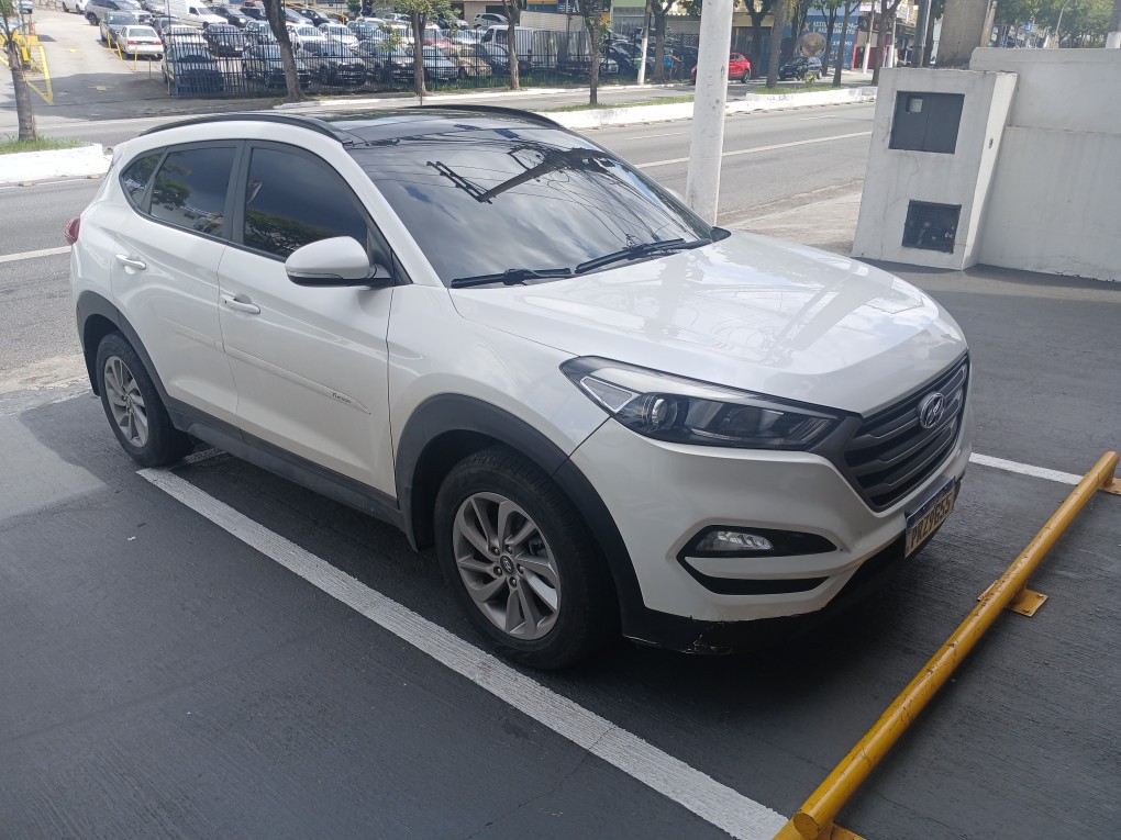 HYUNDAI TUCSON GLS 1.6 Turbo 16V Aut.