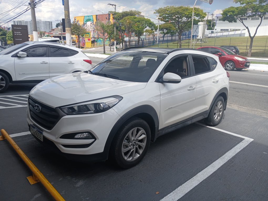 HYUNDAI TUCSON GLS 1.6 Turbo 16V Aut.