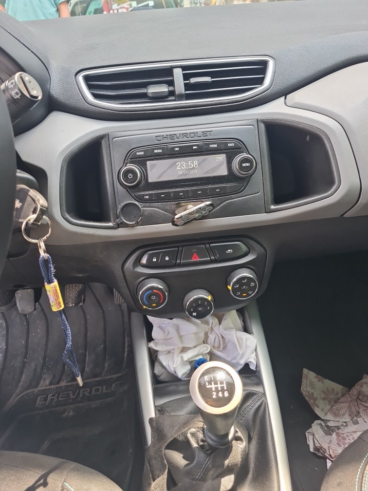 CHEVROLET ONIX 1.0 MPFI LT 8V FLEX 4P MANUAL