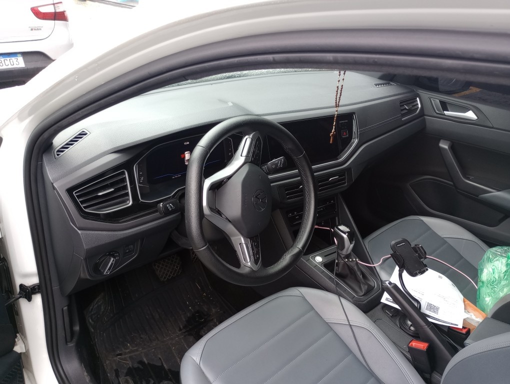 VOLKSWAGEN NIVUS 1.0 200 TSI TOTAL FLEX HIGHLINE AUTOM&Aacute;TICO