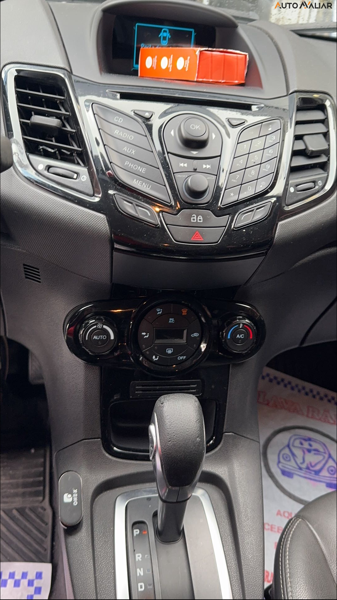 FORD FIESTA 1.6 TITANIUM HATCH 16V FLEX 4P POWERSHIFT