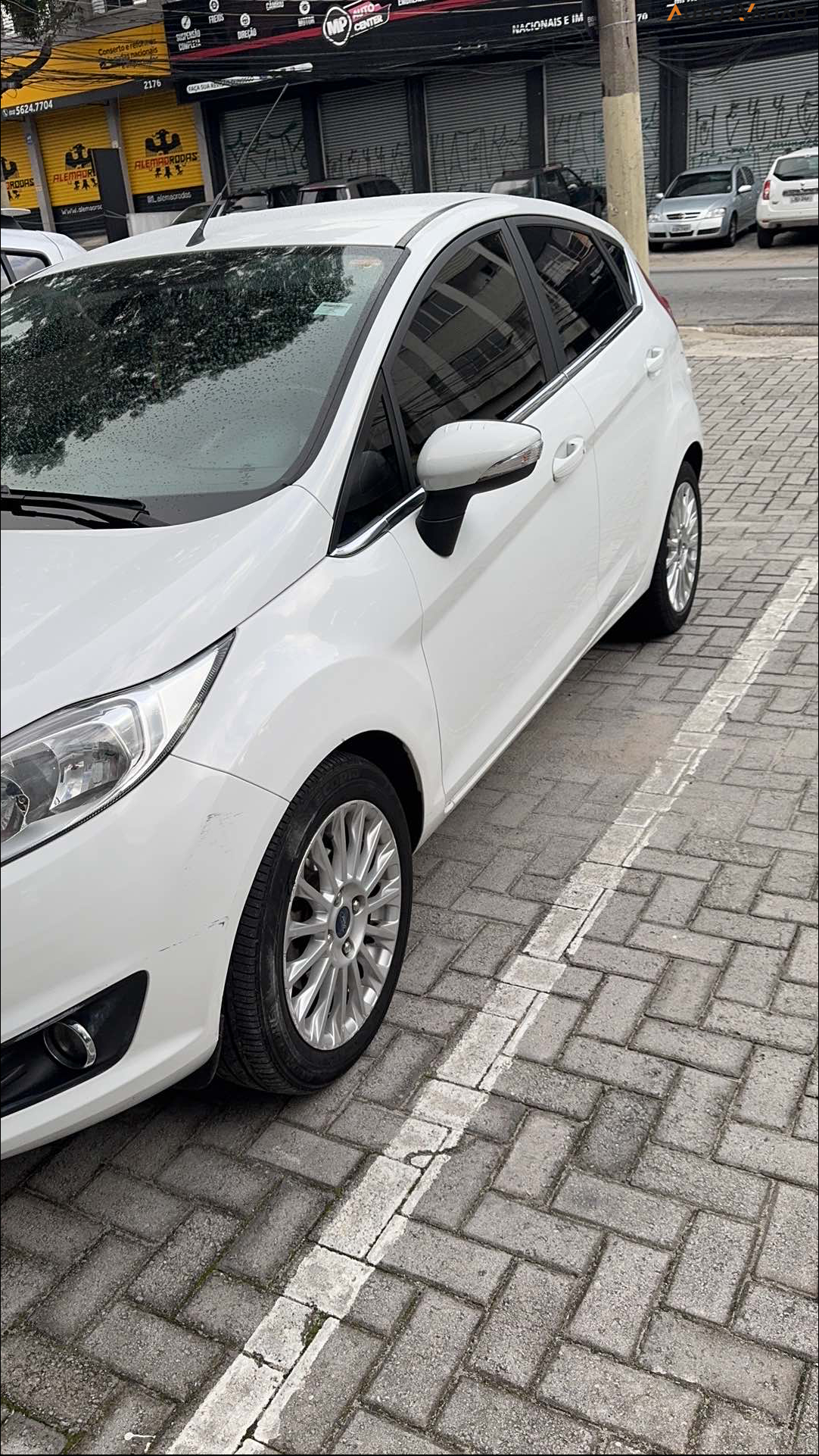 FORD FIESTA 1.6 TITANIUM HATCH 16V FLEX 4P POWERSHIFT