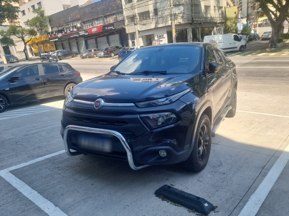 FIAT TORO 2.0 16V TURBO DIESEL FREEDOM 4WD MANUAL