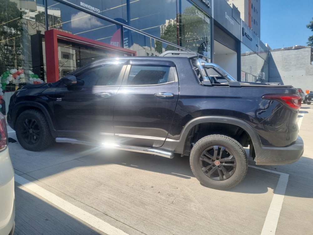 FIAT TORO 2.0 16V TURBO DIESEL FREEDOM 4WD MANUAL