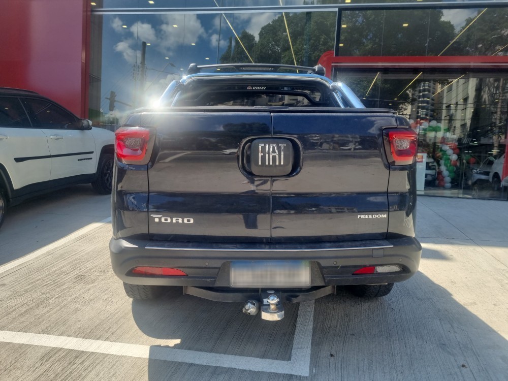 FIAT TORO 2.0 16V TURBO DIESEL FREEDOM 4WD MANUAL