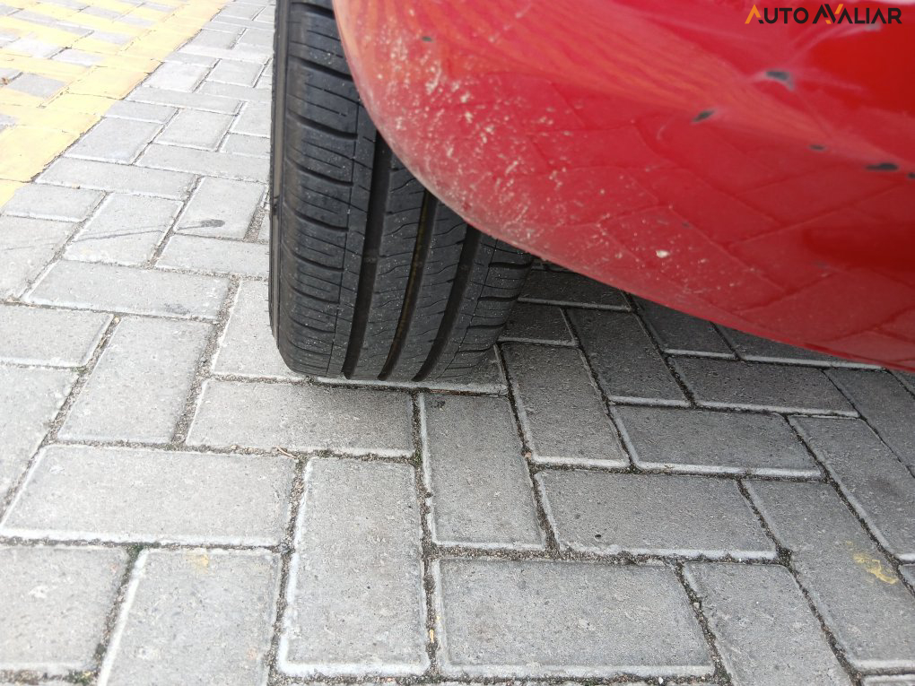 FORD FIESTA 1.0 ROCAM HATCH 8V FLEX 4P MANUAL